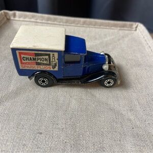 1979 Matchbox SF Model A Ford Champion Spark Plug‎ Delivery Truck